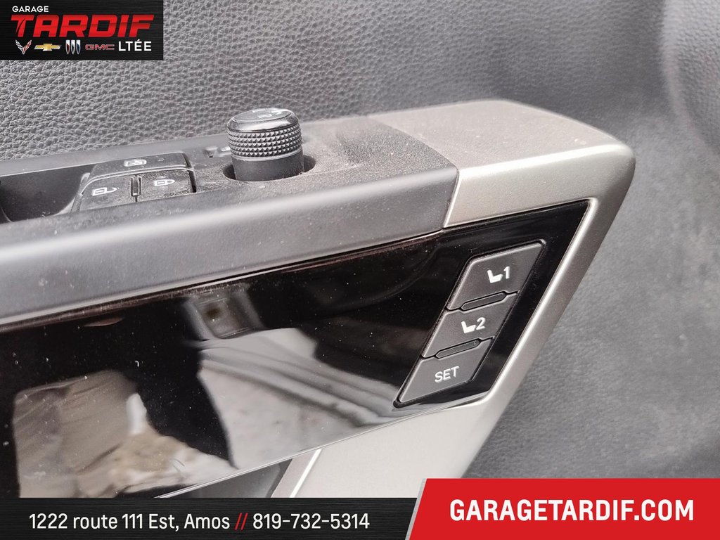 Toyota Tundra  2024 à Amos, Québec - 12 - w1024h768px