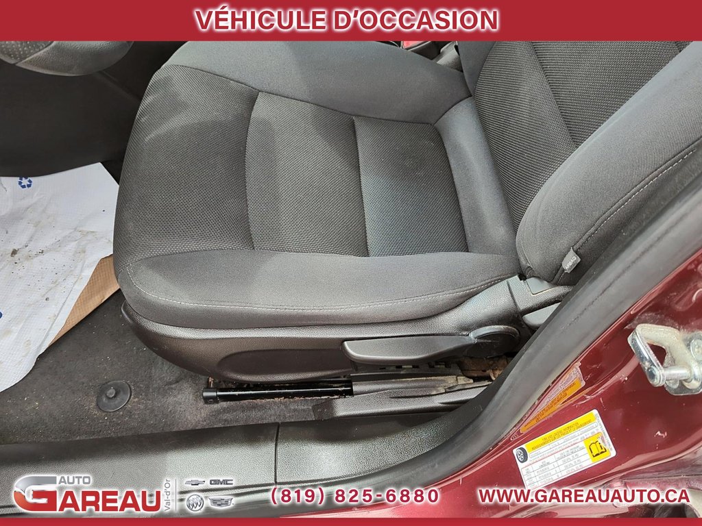2016 Chevrolet Cruze Limited in Val-d'Or, Quebec - 9 - w1024h768px