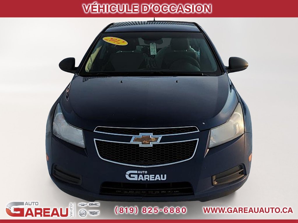 2012 Chevrolet Cruze in Val-d'Or, Quebec - 2 - w1024h768px