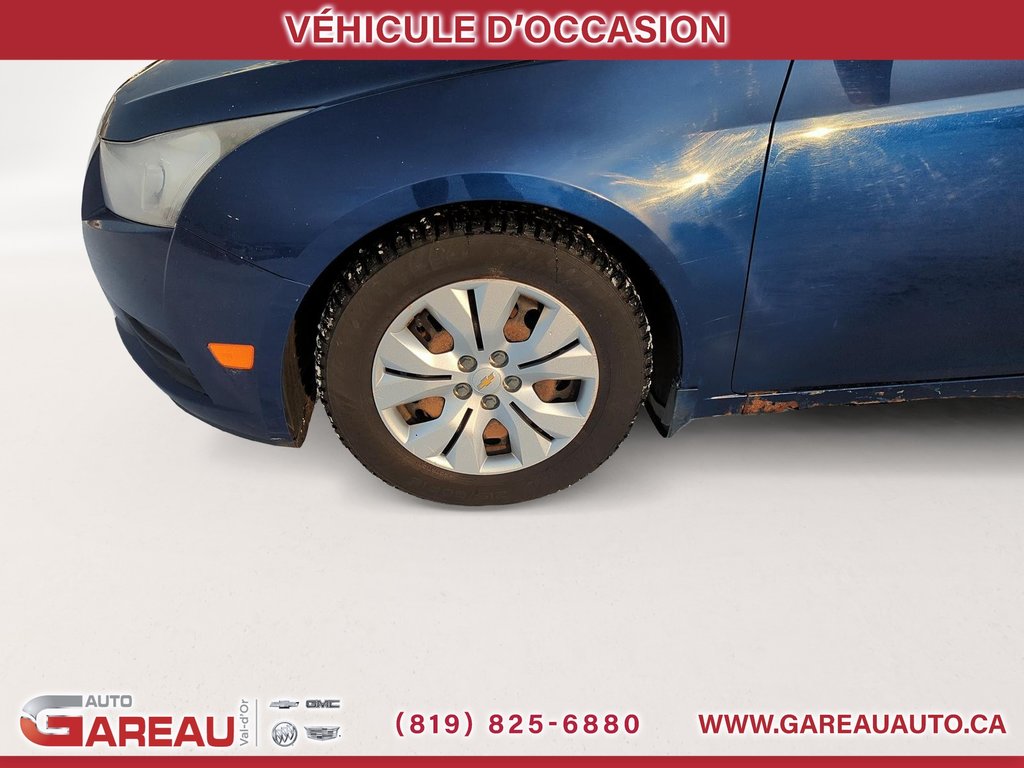 2012 Chevrolet Cruze in Val-d'Or, Quebec - 7 - w1024h768px
