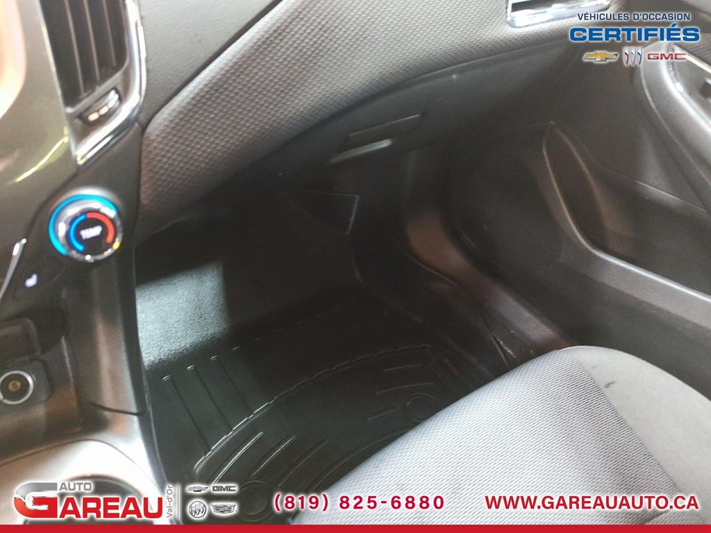 Chevrolet Cruze  2017 à Val-d'Or, Québec - 19 - w1024h768px