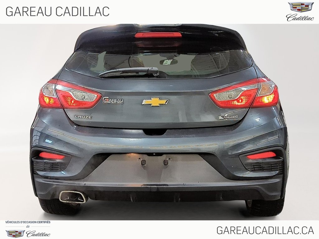 2018 Chevrolet Cruze in Val-d'Or, Quebec - 3 - w1024h768px