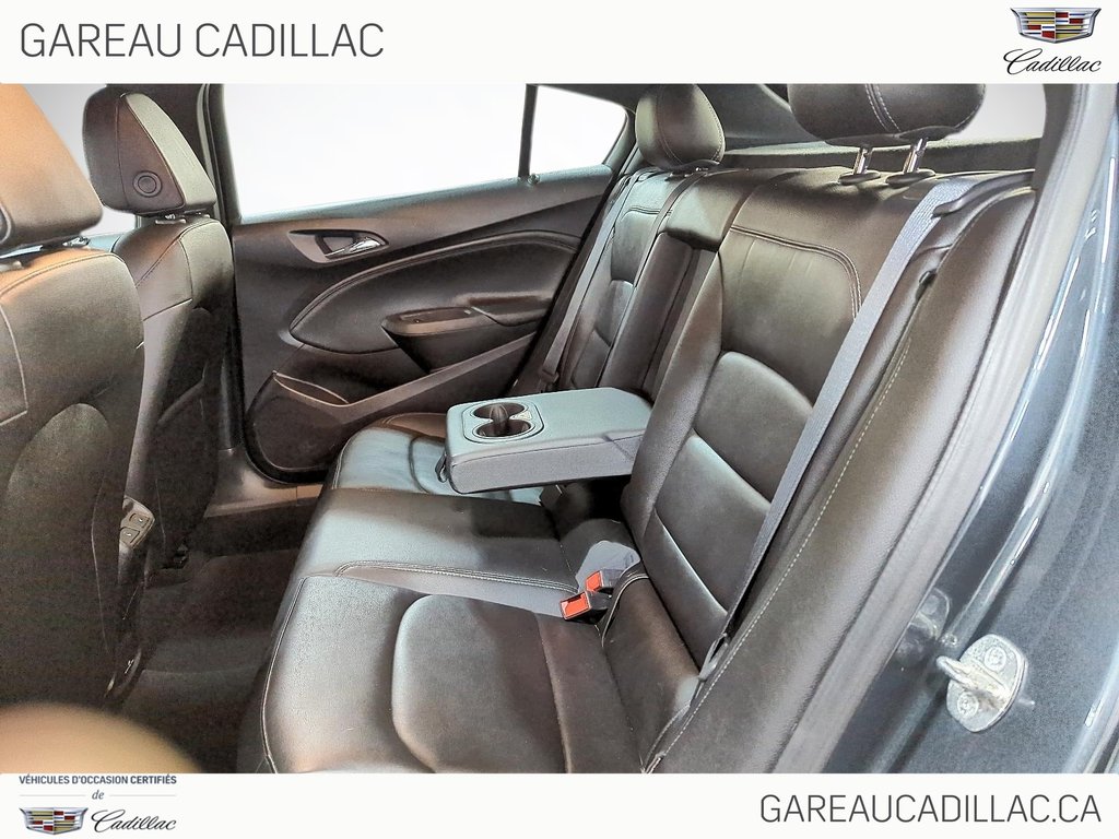 2018 Chevrolet Cruze in Val-d'Or, Quebec - 21 - w1024h768px