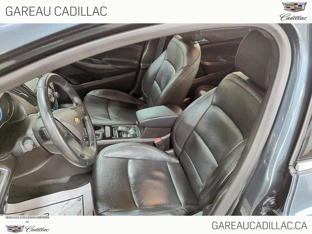 2018 Chevrolet Cruze in Val-d'Or, Quebec - 9 - w1024h768px