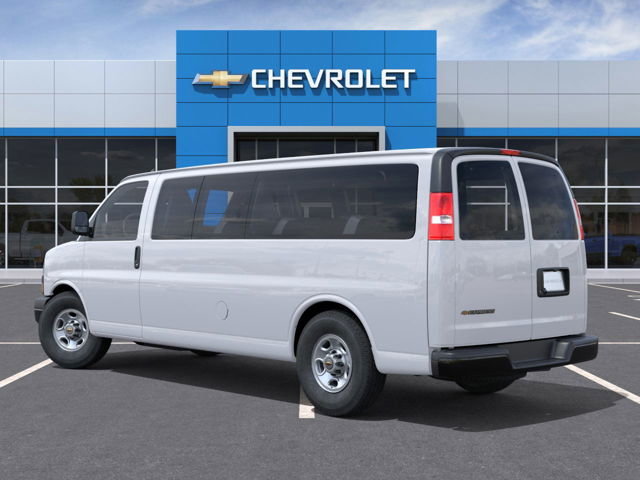 Chevrolet Express Passenger 3500  2025 à Val-d'Or, Québec - 3 - w1024h768px