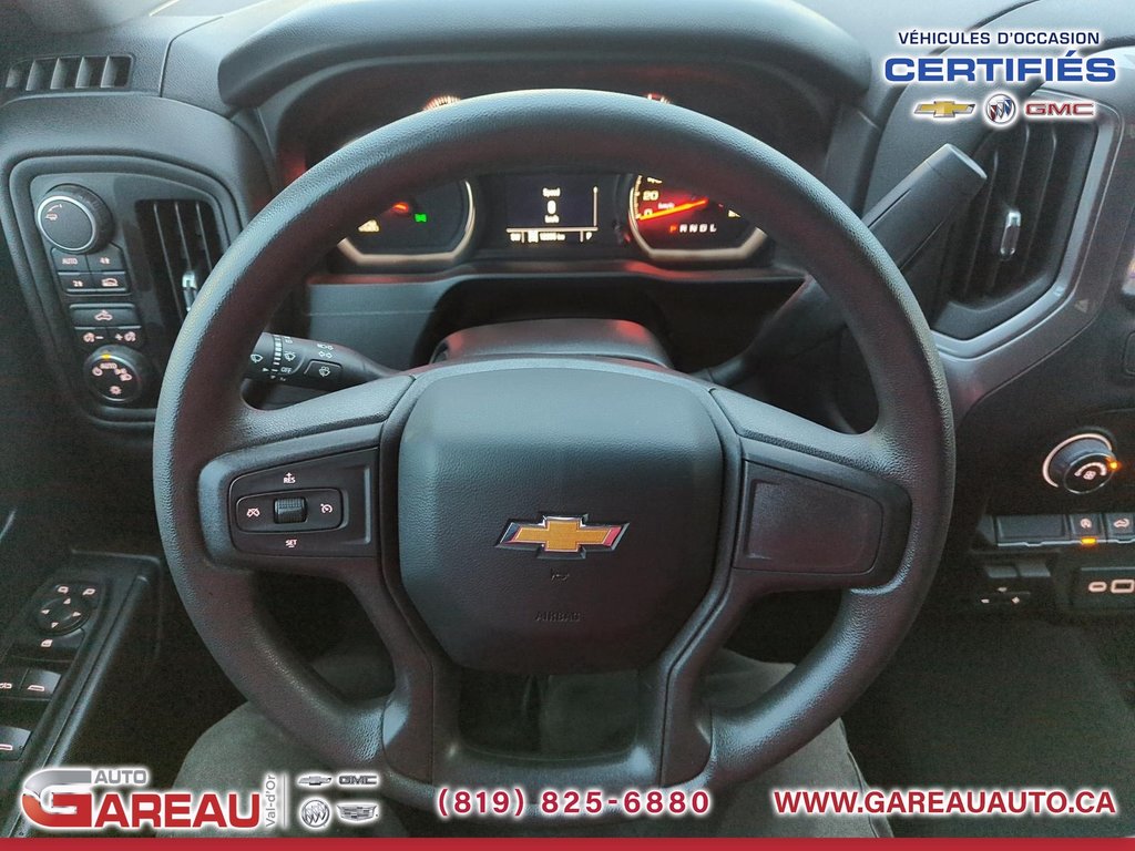 2022 Chevrolet Silverado 1500 LTD in Val-d'Or, Quebec - 12 - w1024h768px