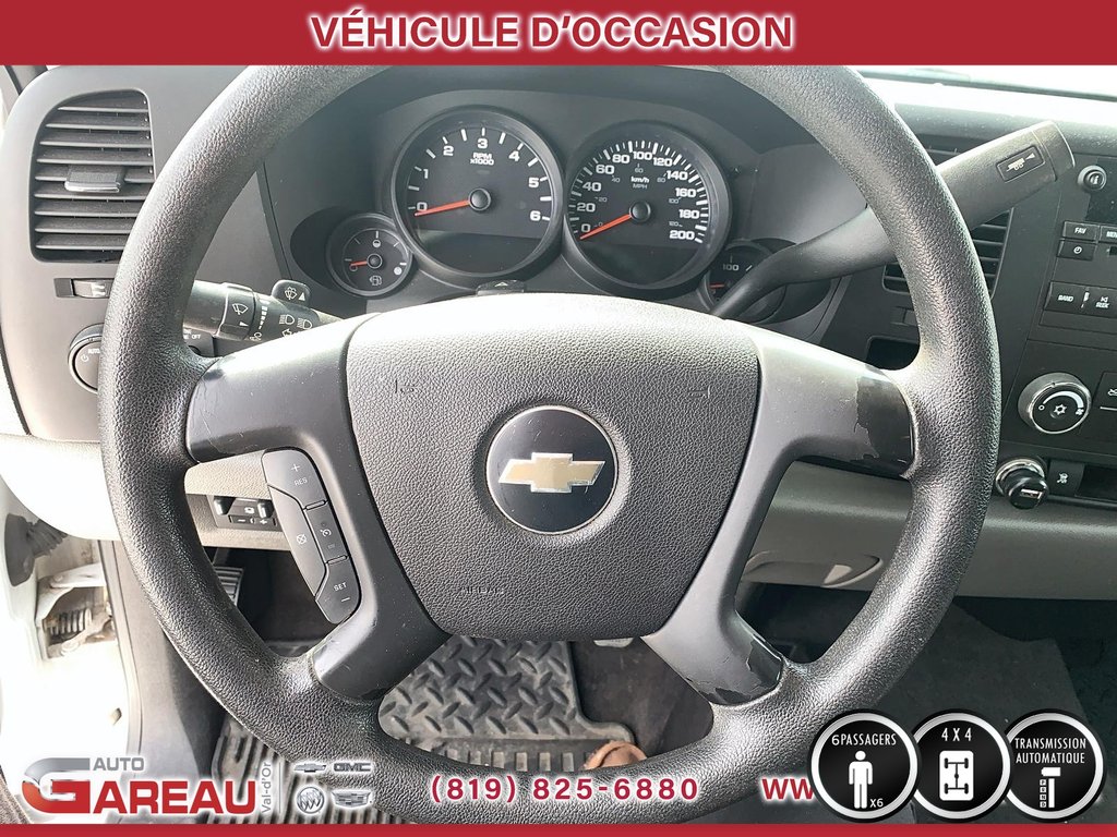 2010 Chevrolet Silverado 1500 in Val-d'Or, Quebec - 11 - w1024h768px