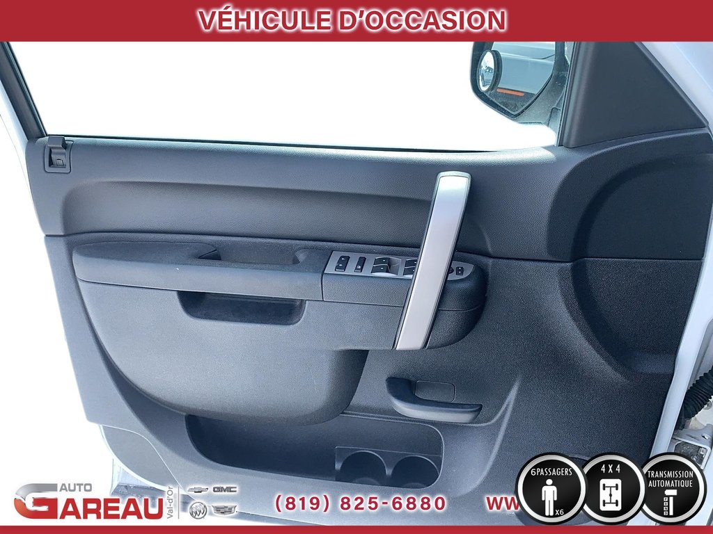 2010 Chevrolet Silverado 1500 in Val-d'Or, Quebec - 10 - w1024h768px