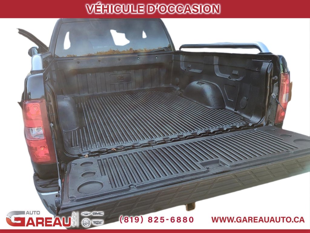 2011 Chevrolet Silverado 1500 in Val-d'Or, Quebec - 18 - w1024h768px