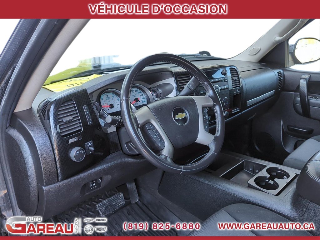 2011 Chevrolet Silverado 1500 in Val-d'Or, Quebec - 21 - w1024h768px