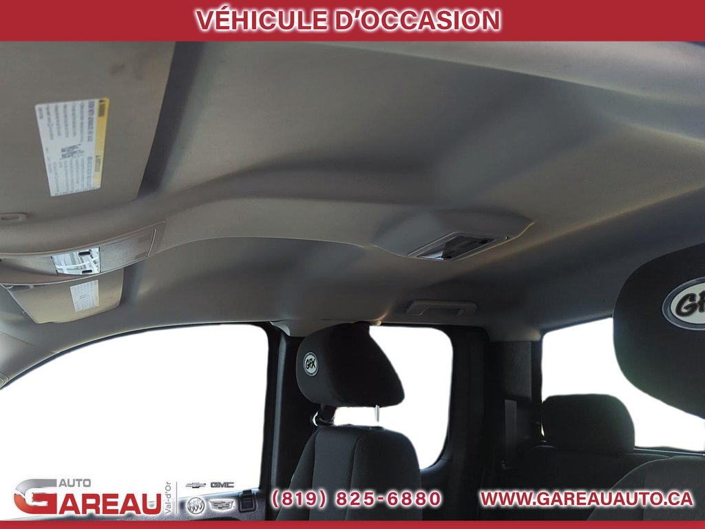 2011 Chevrolet Silverado 1500 in Val-d'Or, Quebec - 19 - w1024h768px