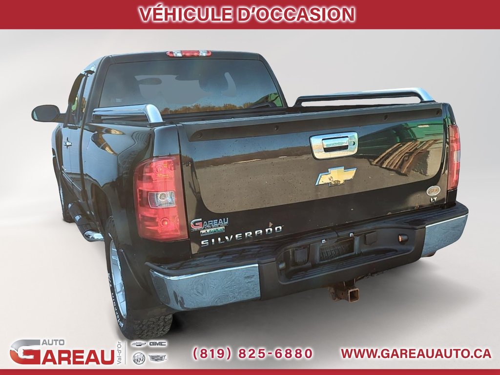 2011 Chevrolet Silverado 1500 in Val-d'Or, Quebec - 3 - w1024h768px