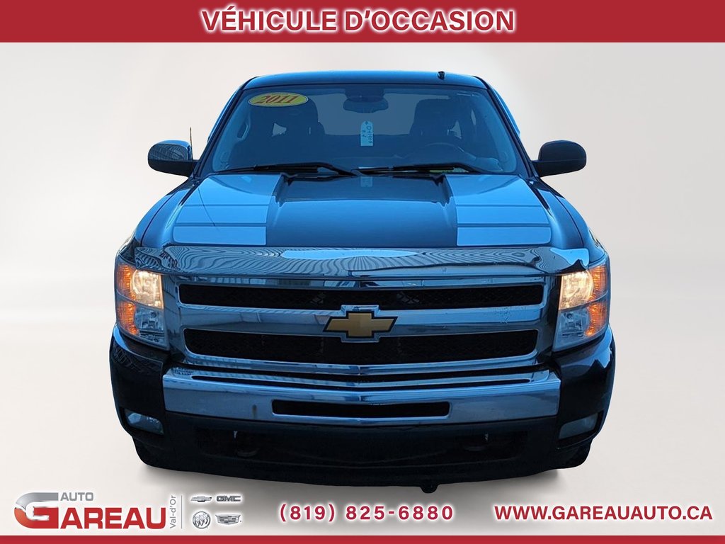 2011 Chevrolet Silverado 1500 in Val-d'Or, Quebec - 2 - w1024h768px