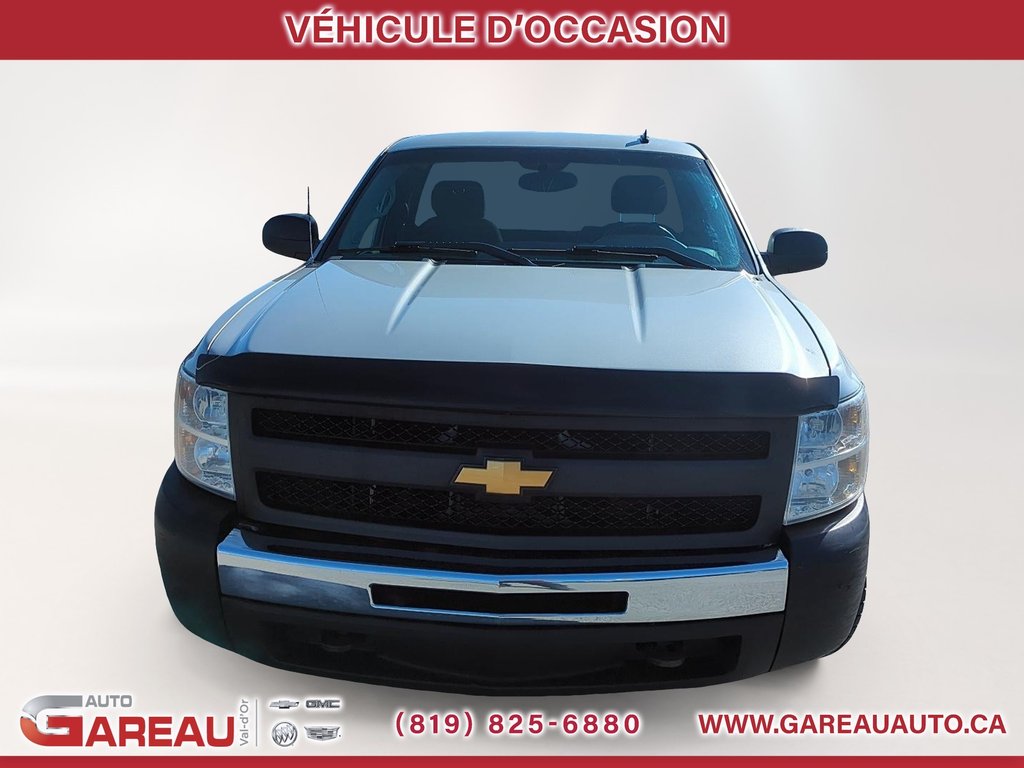 Chevrolet Silverado 1500 SIMPLE CAB 2013 à Val-d'Or, Québec - 2 - w1024h768px