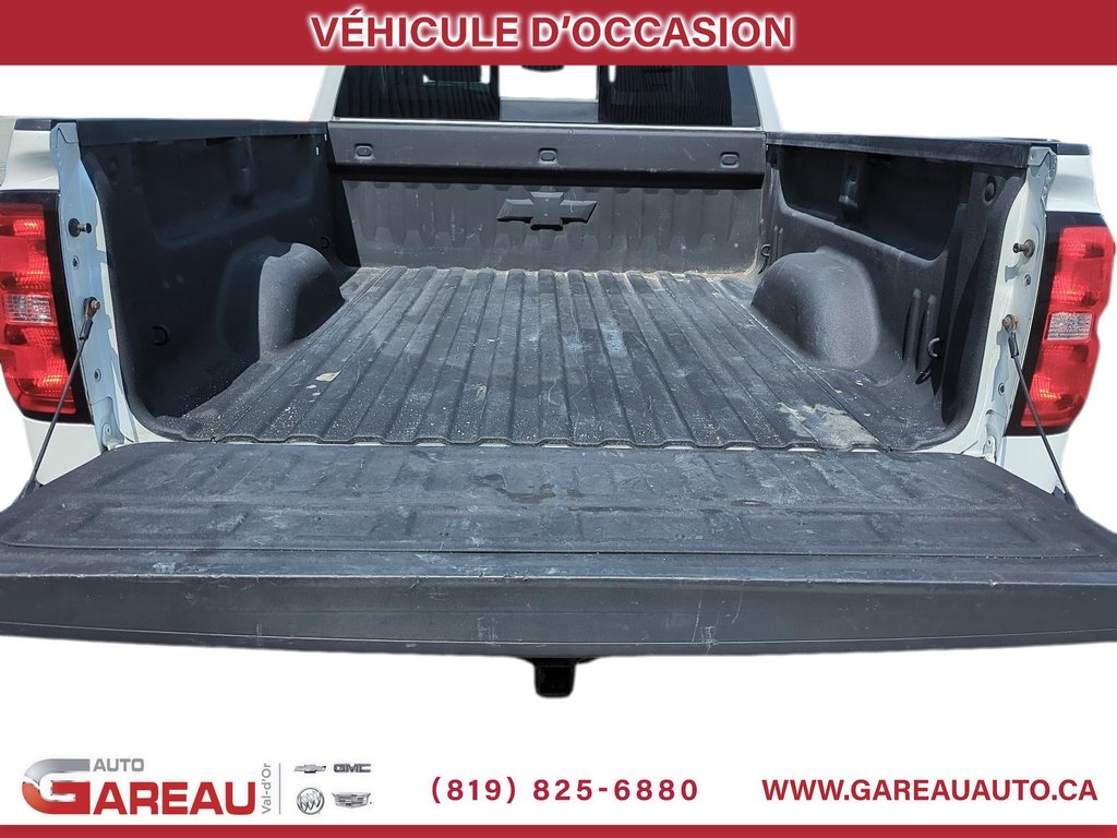 2017 Chevrolet Silverado 1500 2LT in Val-d'Or, Quebec - 17 - w1024h768px