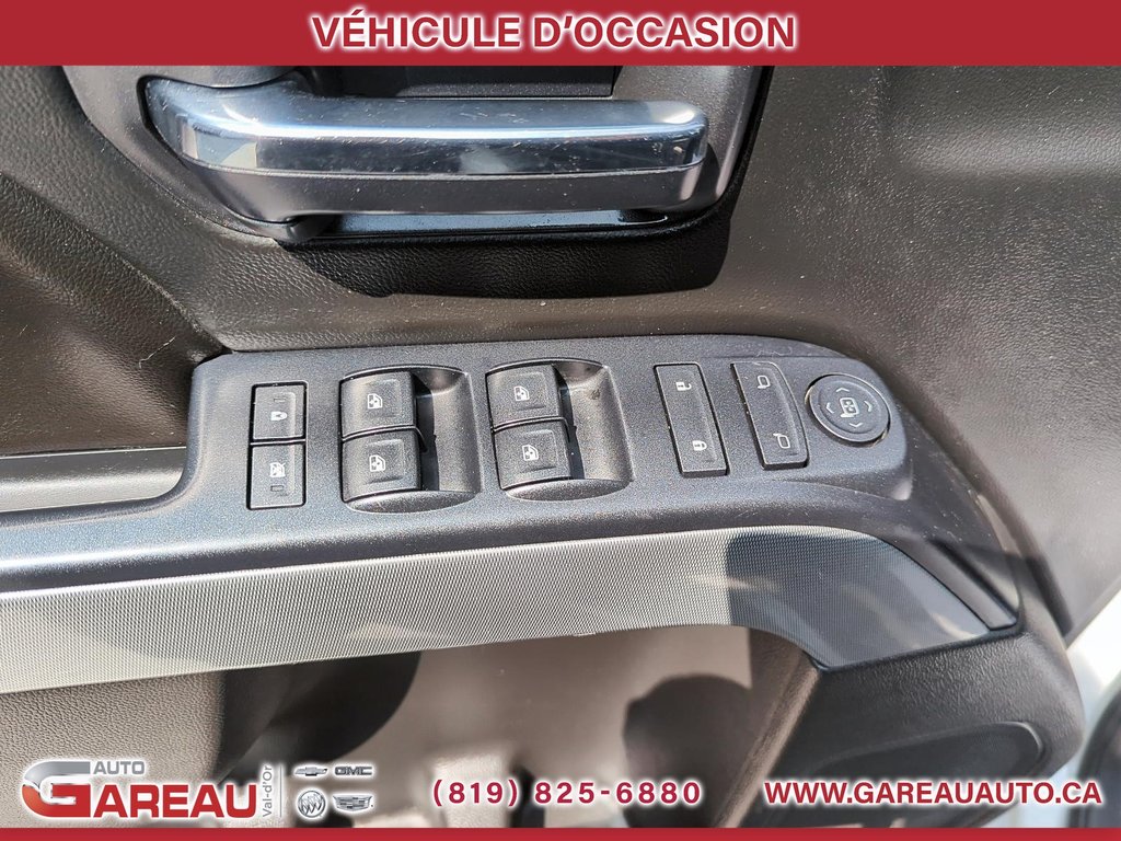 2017 Chevrolet Silverado 1500 2LT in Val-d'Or, Quebec - 11 - w1024h768px