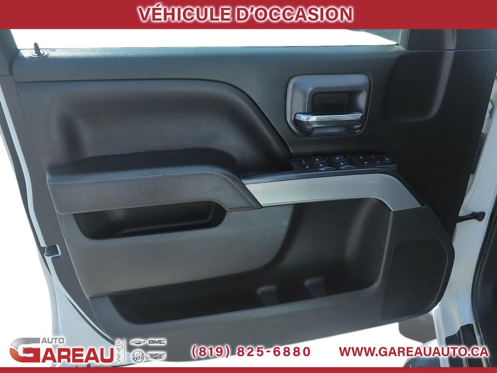 2017 Chevrolet Silverado 1500 in Val-d'Or, Quebec - 11 - w1024h768px