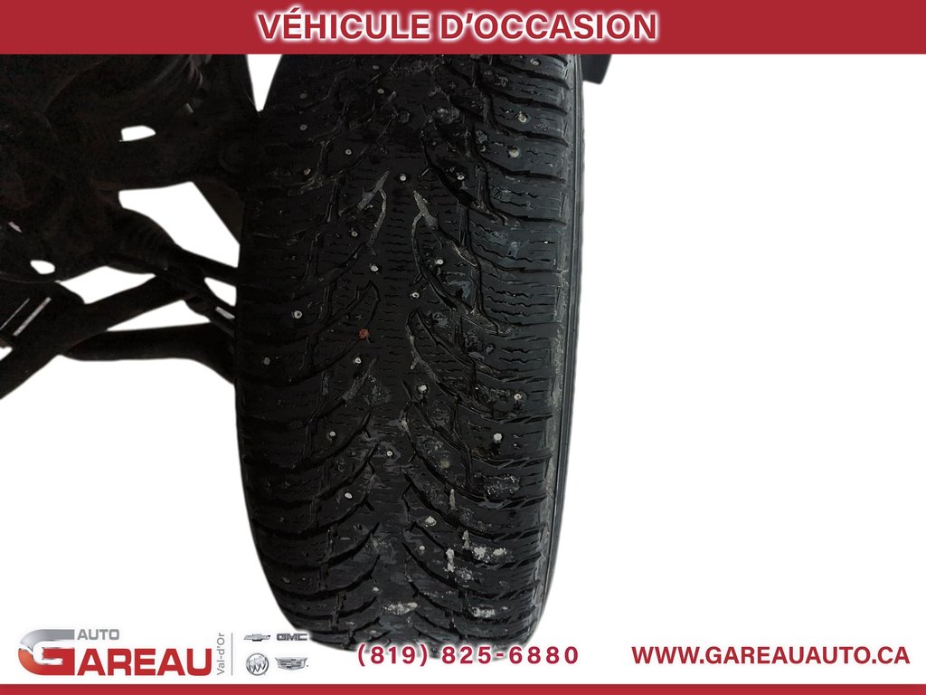 2018 Chevrolet Silverado 1500 in Val-d'Or, Quebec - 25 - w1024h768px