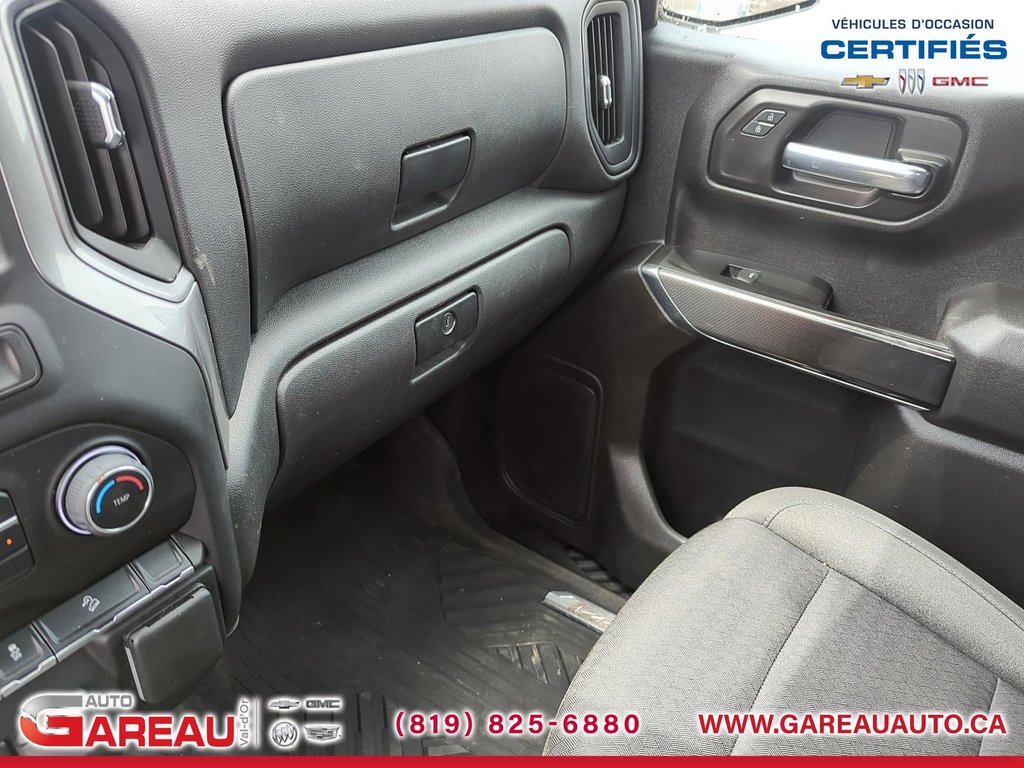 Chevrolet Silverado 1500  2022 à Val-d'Or, Québec - 21 - w1024h768px
