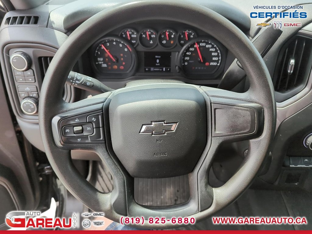 Chevrolet Silverado 1500  2022 à Val-d'Or, Québec - 12 - w1024h768px