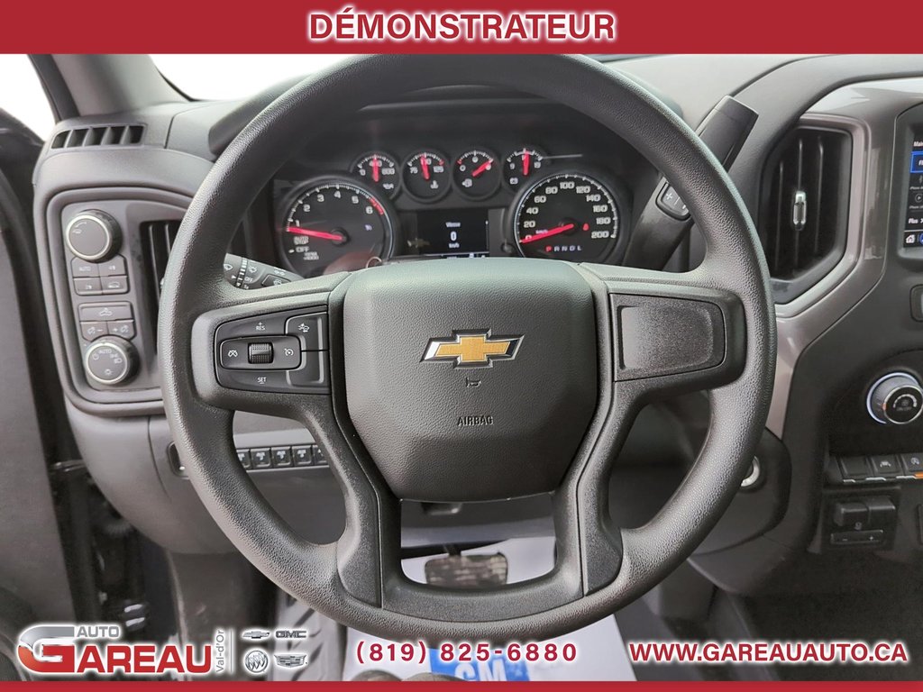 2024 Chevrolet Silverado 1500 in Val-d'Or, Quebec - 12 - w1024h768px