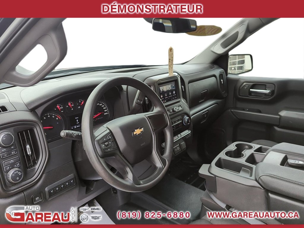 2024 Chevrolet Silverado 1500 in Val-d'Or, Quebec - 23 - w1024h768px