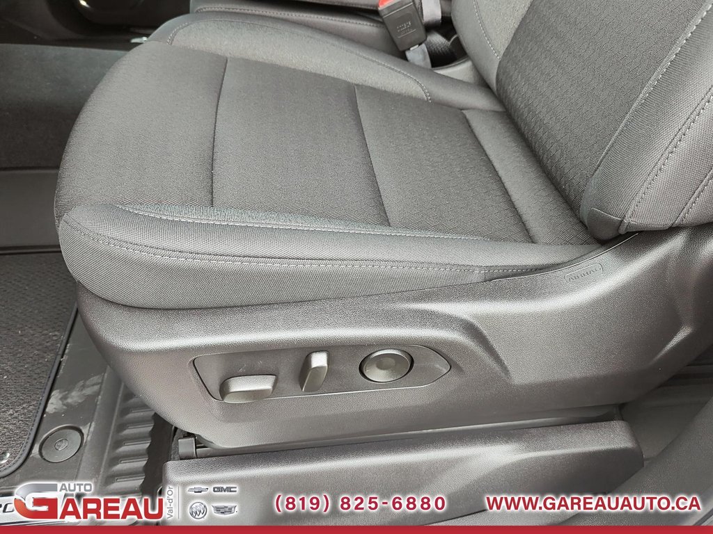 Chevrolet Silverado 1500  2025 à Val-d'Or, Québec - 9 - w1024h768px