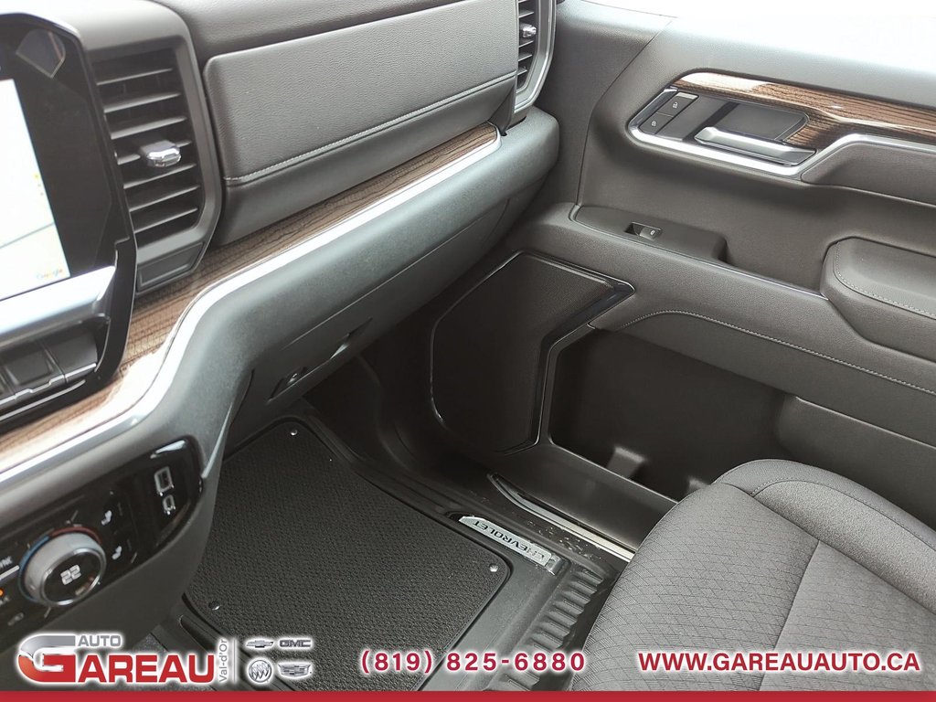 Chevrolet Silverado 1500  2025 à Val-d'Or, Québec - 21 - w1024h768px