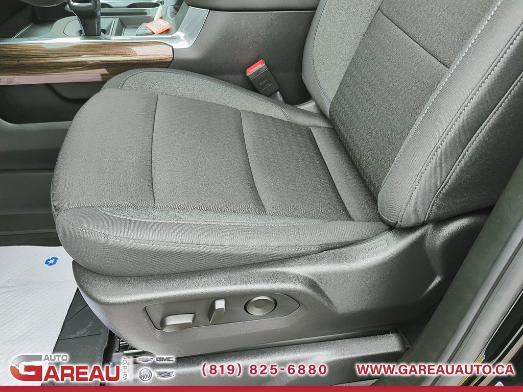 2025 Chevrolet Silverado 1500 in Val-d'Or, Quebec - 9 - w1024h768px