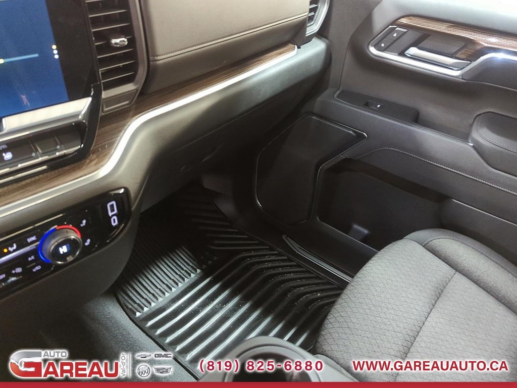 Chevrolet Silverado 1500  2025 à Val-d'Or, Québec - 21 - w1024h768px