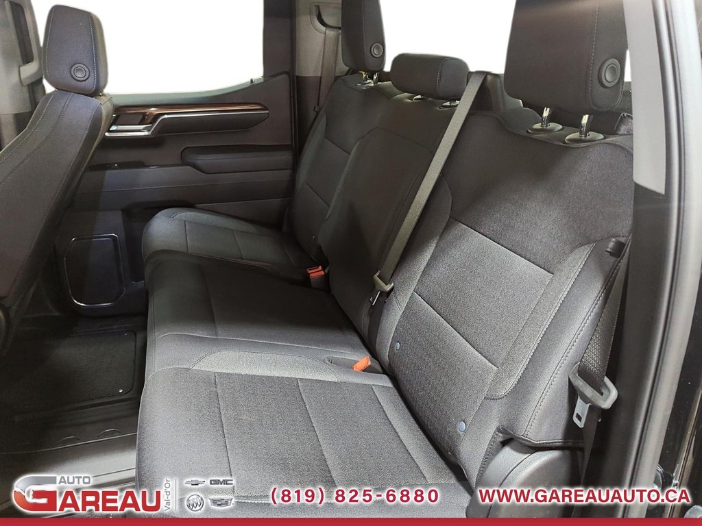 Chevrolet Silverado 1500  2025 à Val-d'Or, Québec - 23 - w1024h768px