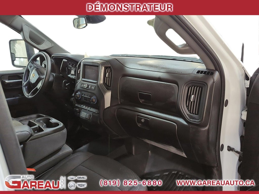 Chevrolet SILVERADO 2500 HD  2024 à Val-d'Or, Québec - 24 - w1024h768px