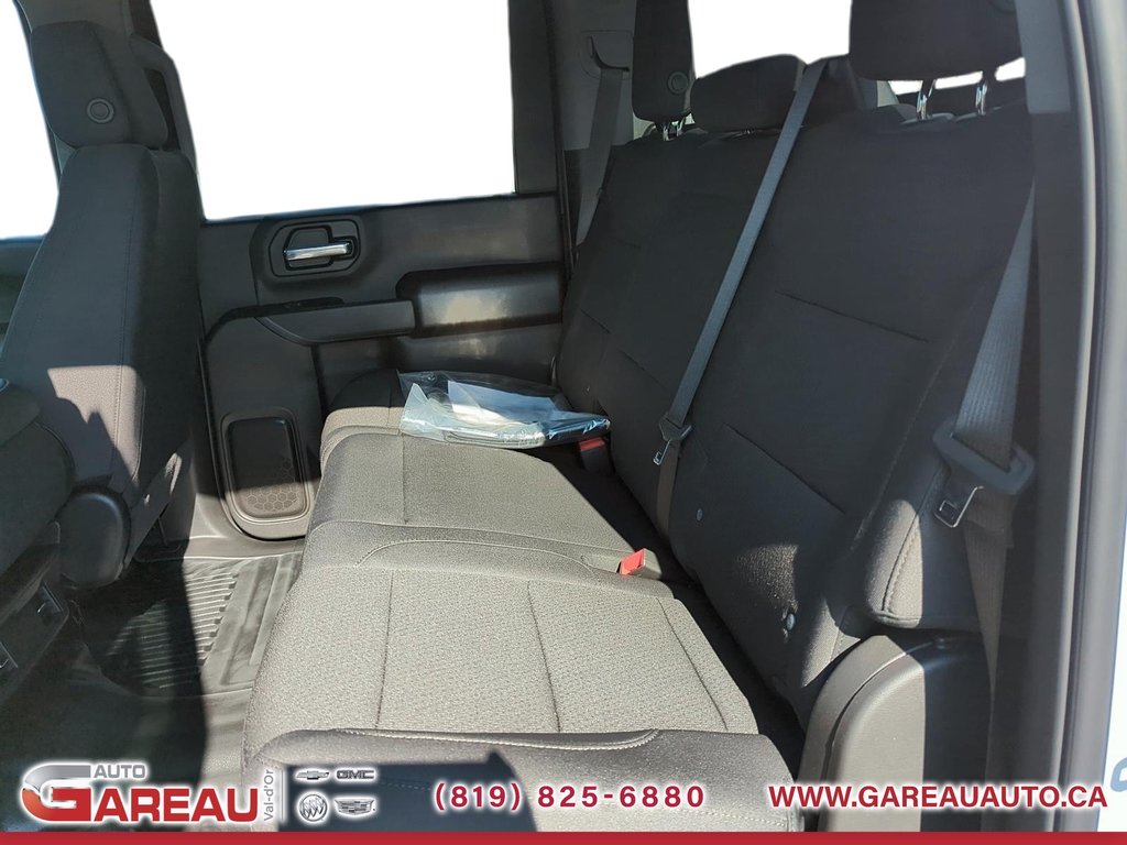 2024 Chevrolet SILVERADO 2500 HD in Val-d'Or, Quebec - 24 - w1024h768px