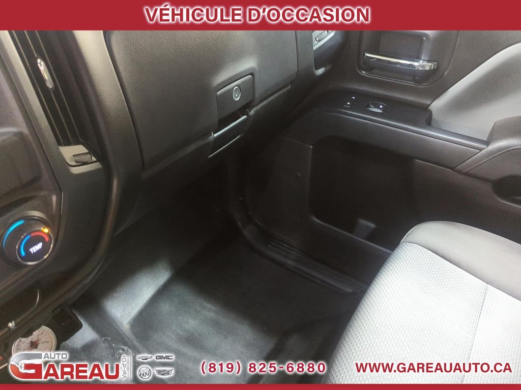 Chevrolet Silverado 2500HD Work Truck 2016 à Val-d'Or, Québec - 24 - w1024h768px
