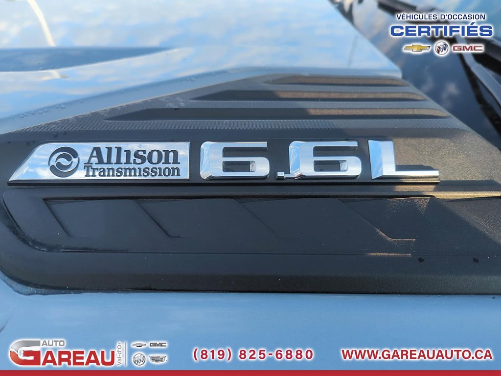 Silverado 2500HD LT CREW CAB - BOÎTE 6'6 - 6.6L À GAZ - 2024 à Val-d'Or, Québec - 6 - w1024h768px