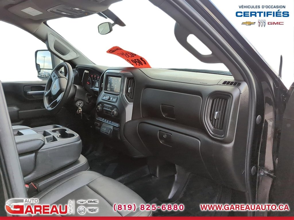 Silverado 3500HD Work Truck 2021 à Val-d'Or, Québec - 12 - w1024h768px