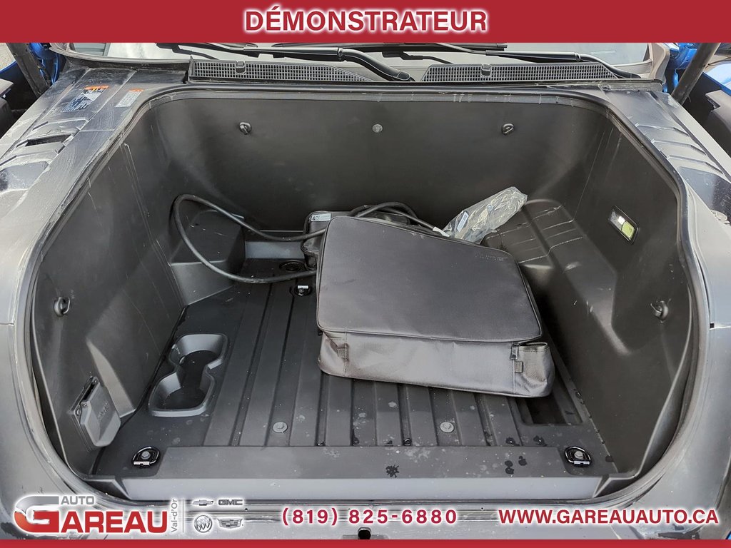 Chevrolet Silverado EV  2025 à Val-d'Or, Québec - 8 - w1024h768px