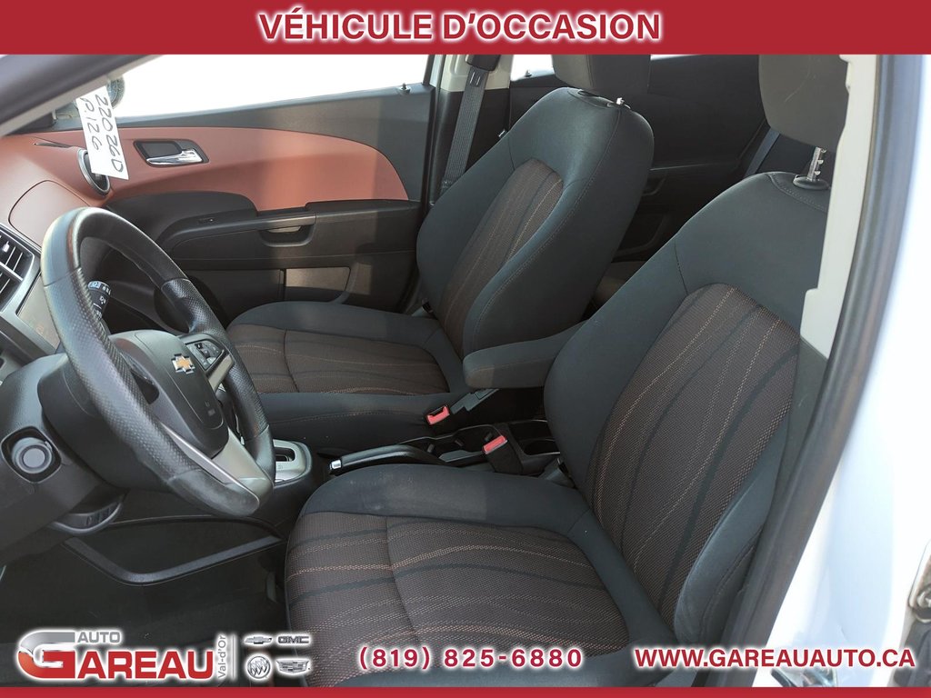 2014 Chevrolet Sonic in Val-d'Or, Quebec - 9 - w1024h768px