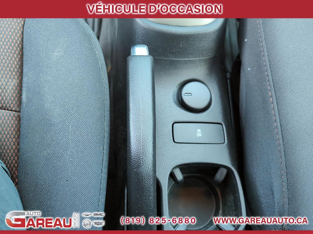2014 Chevrolet Sonic in Val-d'Or, Quebec - 16 - w1024h768px