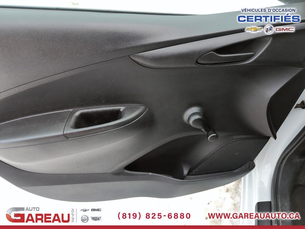 2017 Chevrolet Spark in Val-d'Or, Quebec - 11 - w1024h768px