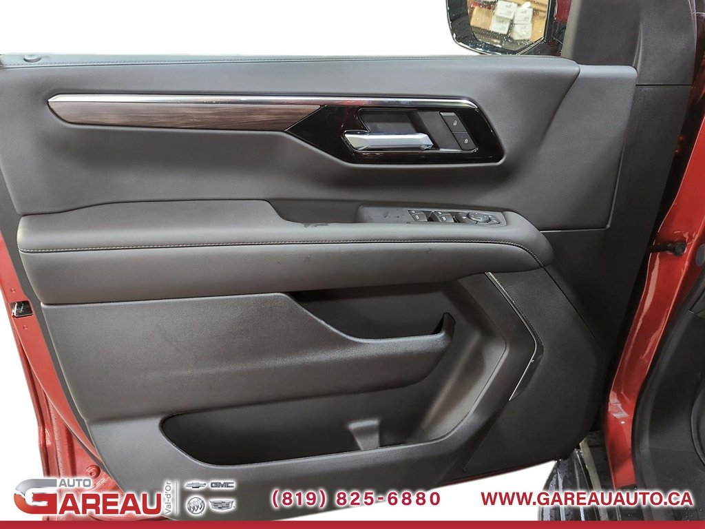 Chevrolet Suburban  2025 à Val-d'Or, Québec - 11 - w1024h768px