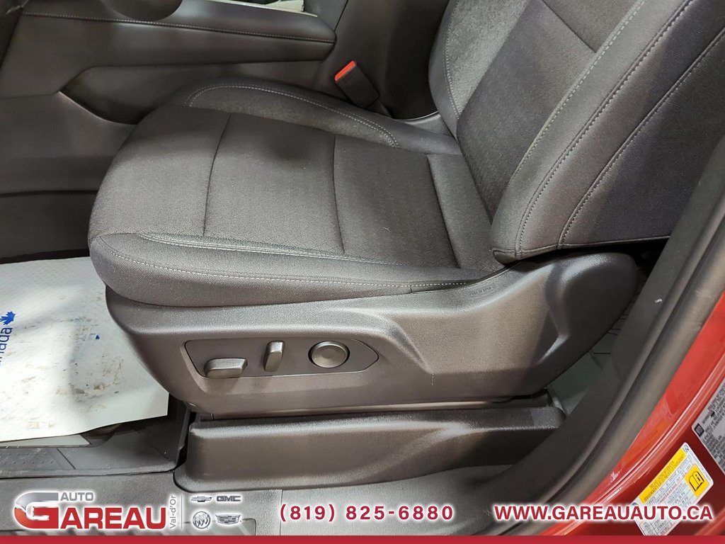 2025 Chevrolet Suburban in Val-d'Or, Quebec - 8 - w1024h768px
