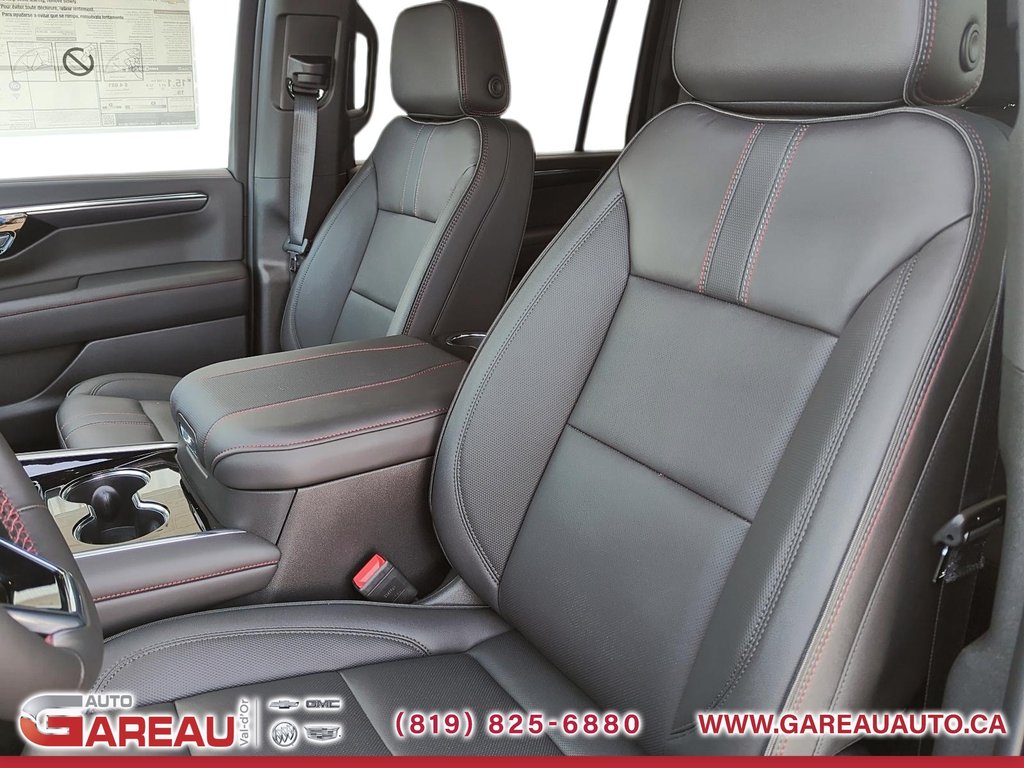 2025 Chevrolet Suburban in Val-d'Or, Quebec - 9 - w1024h768px