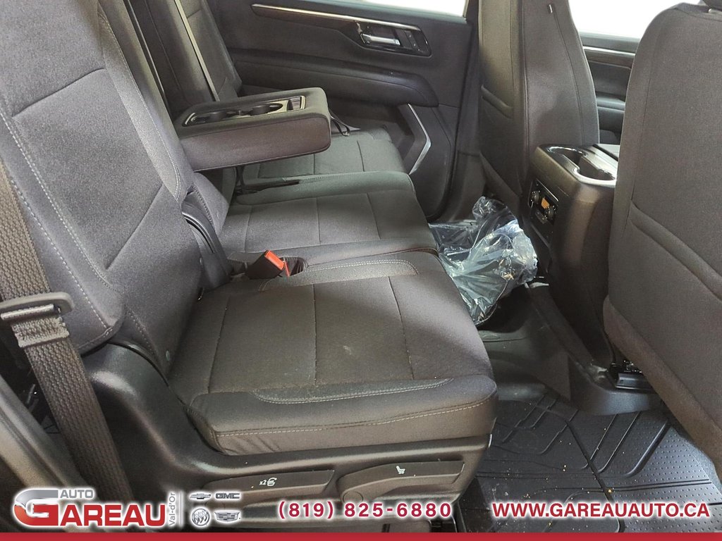 2025 Chevrolet Tahoe in Val-d'Or, Quebec - 24 - w1024h768px
