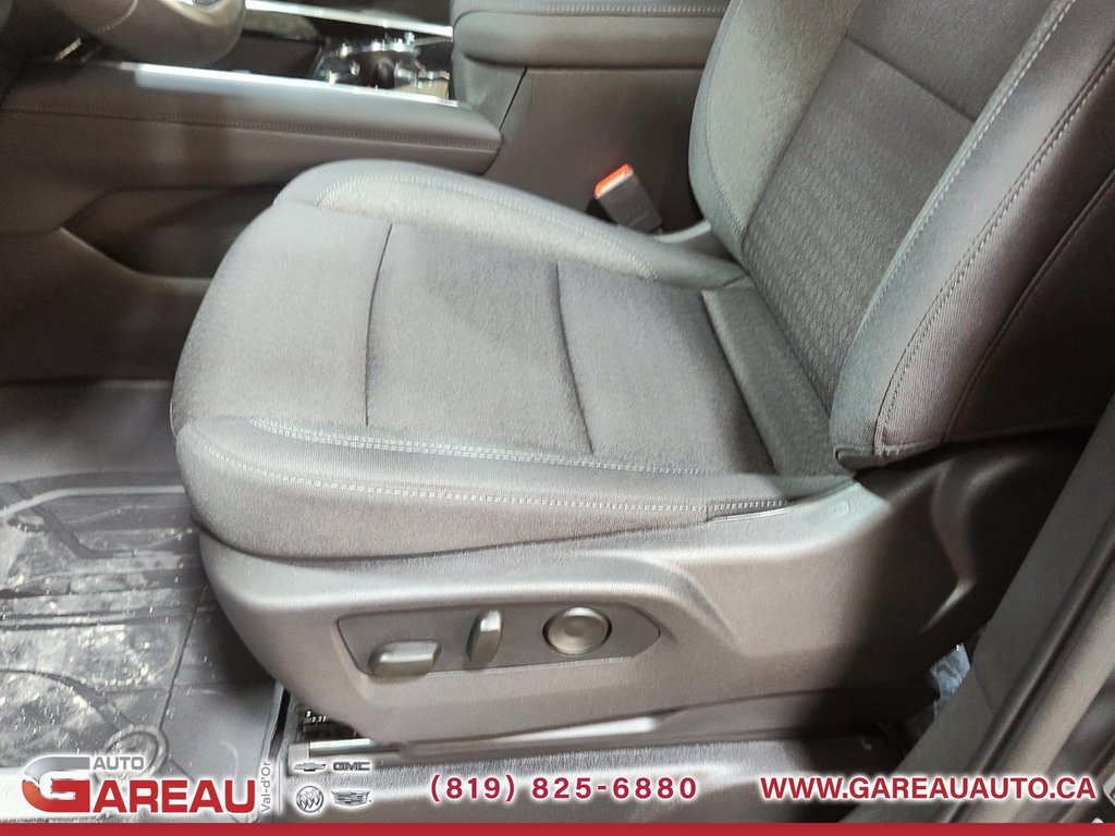 2025 Chevrolet Tahoe in Val-d'Or, Quebec - 9 - w1024h768px