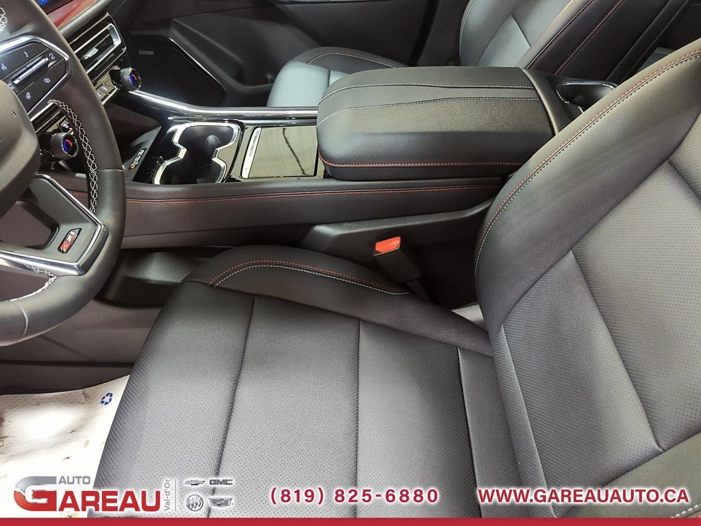 Chevrolet TRAVERSE  2026 à Val-d'Or, Québec - 10 - w1024h768px