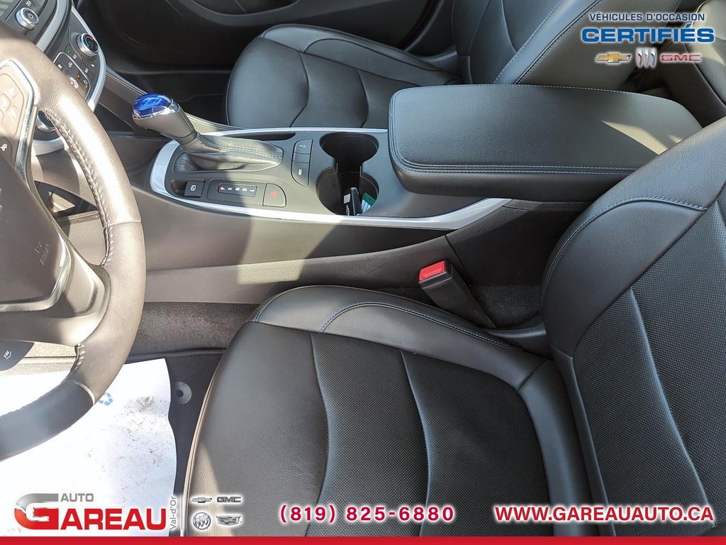 2018 Chevrolet Volt in Val-d'Or, Quebec - 10 - w1024h768px