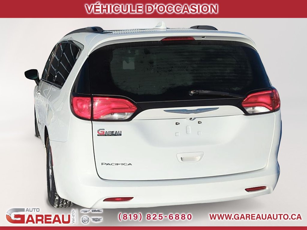 2017 Chrysler Pacifica in Val-d'Or, Quebec - 4 - w1024h768px