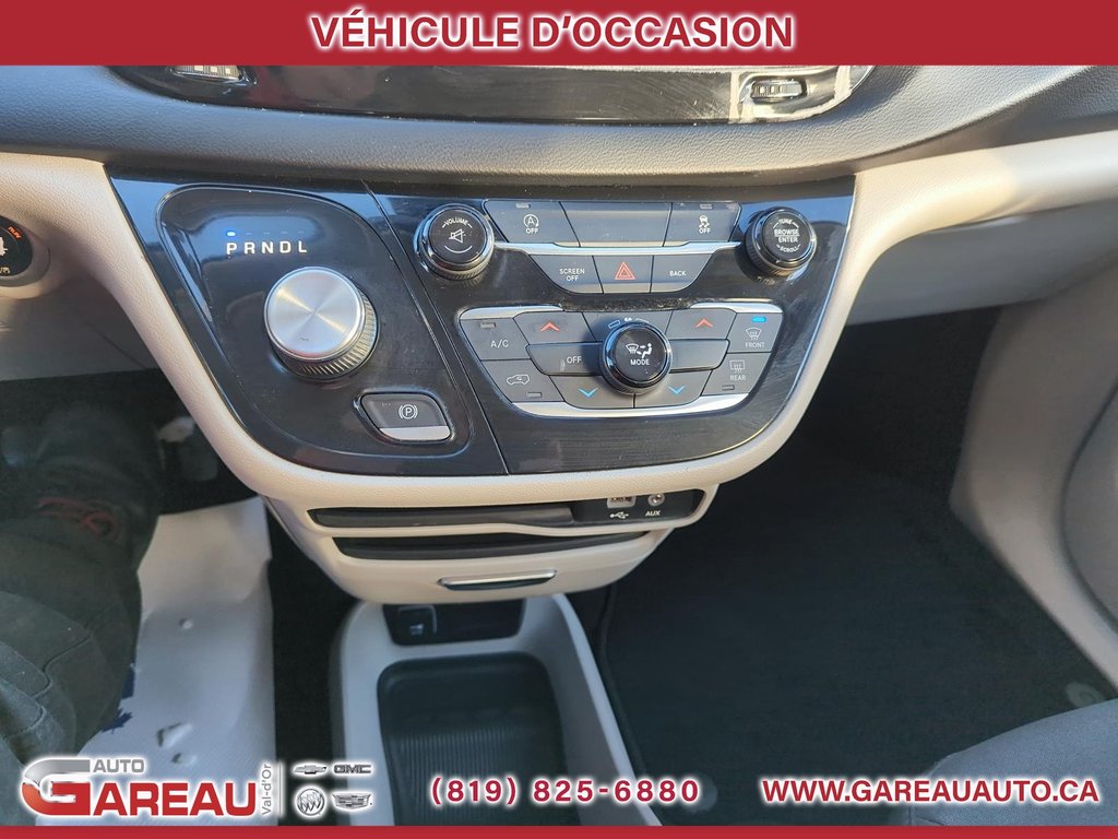 2017  Pacifica LX in Val-d'Or, Quebec - 22 - w1024h768px