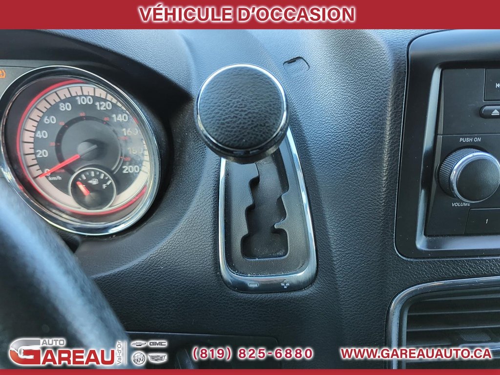 2013 Dodge Grand Caravan SXT in Val-d'Or, Quebec - 15 - w1024h768px